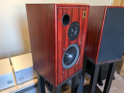 Harbeth M30.1 Monitors in Rosewood Finish - TRADE-IN