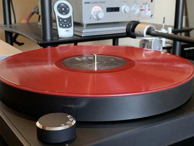 Clearaudio CONCEPT ACTIVE Turntable With V2 MM Cartridge - Demo Unit