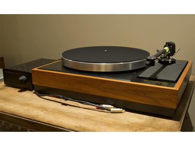 Heybrook TT2 Turntable with TPS Power Supply