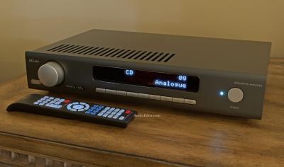 Arcam SA20 Integrated Amp with Phono - TRADE-IN
