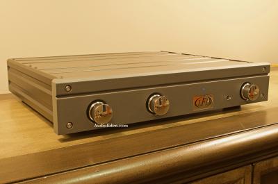 LFD NCSE HR Integrated Amplifier - On Display