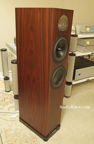 SPENDOR D7 Floor Standers in Limited Edition Rosewood Finish - DEMO PAIR